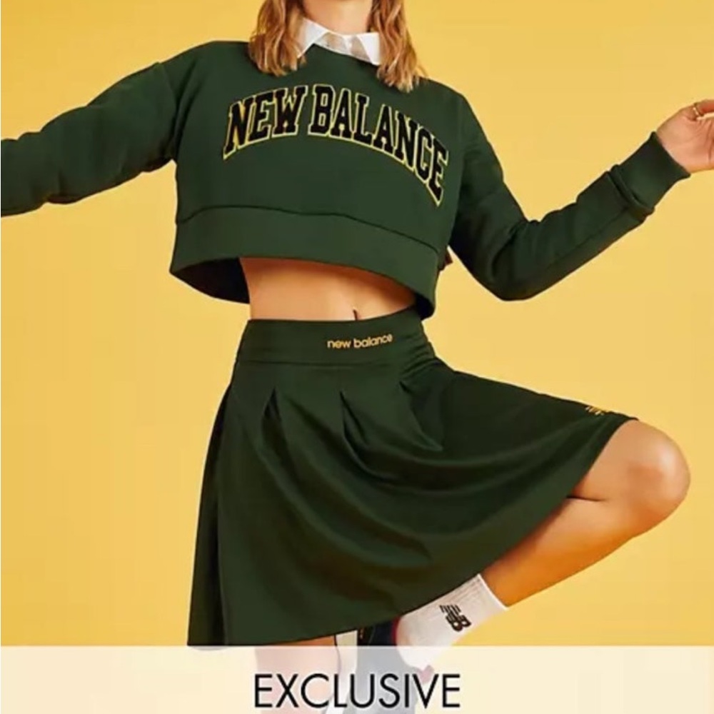 New Balance Varsity Crop Sweater